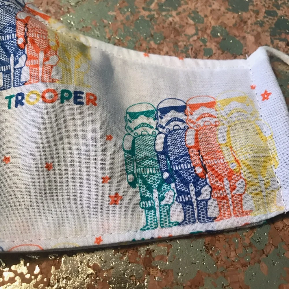 KID’S “MINI TROOPERS” STORM TROOPERS MASK